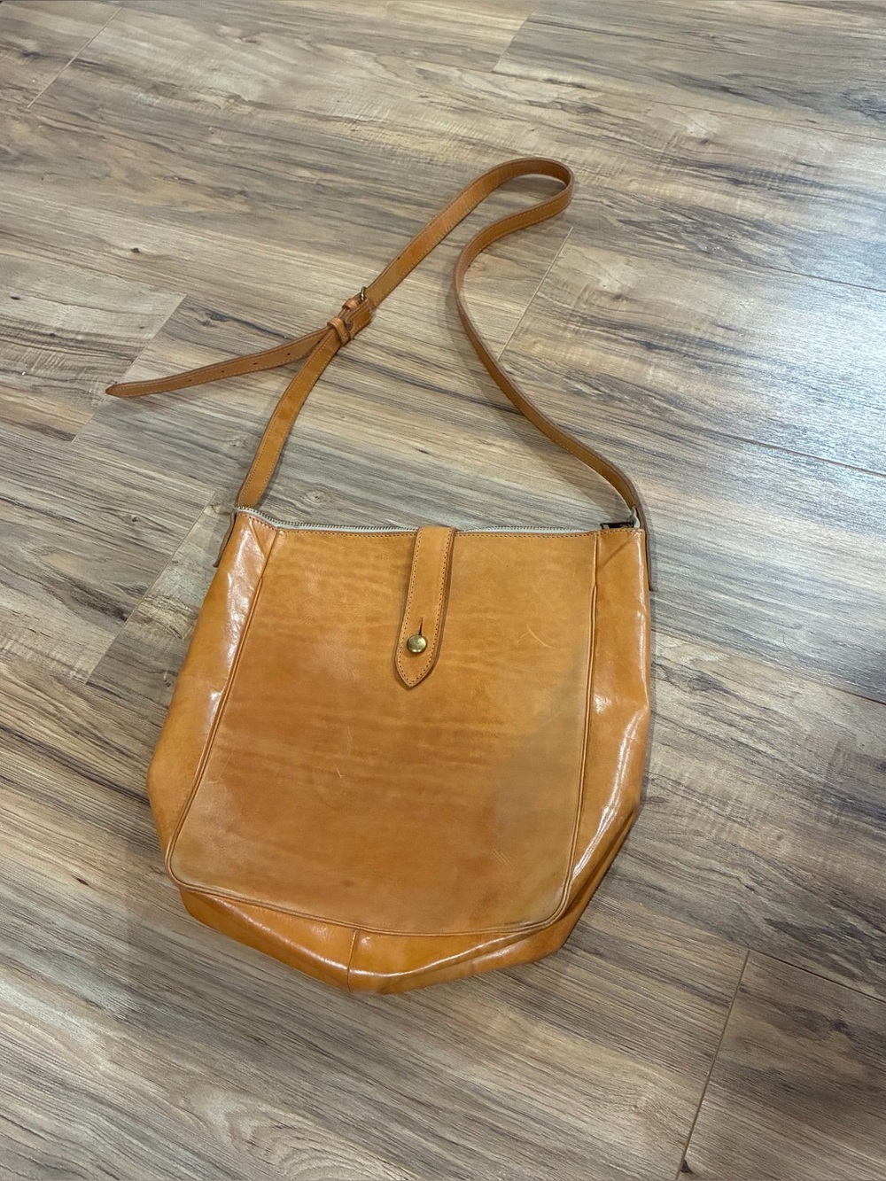 Crossbody purse
